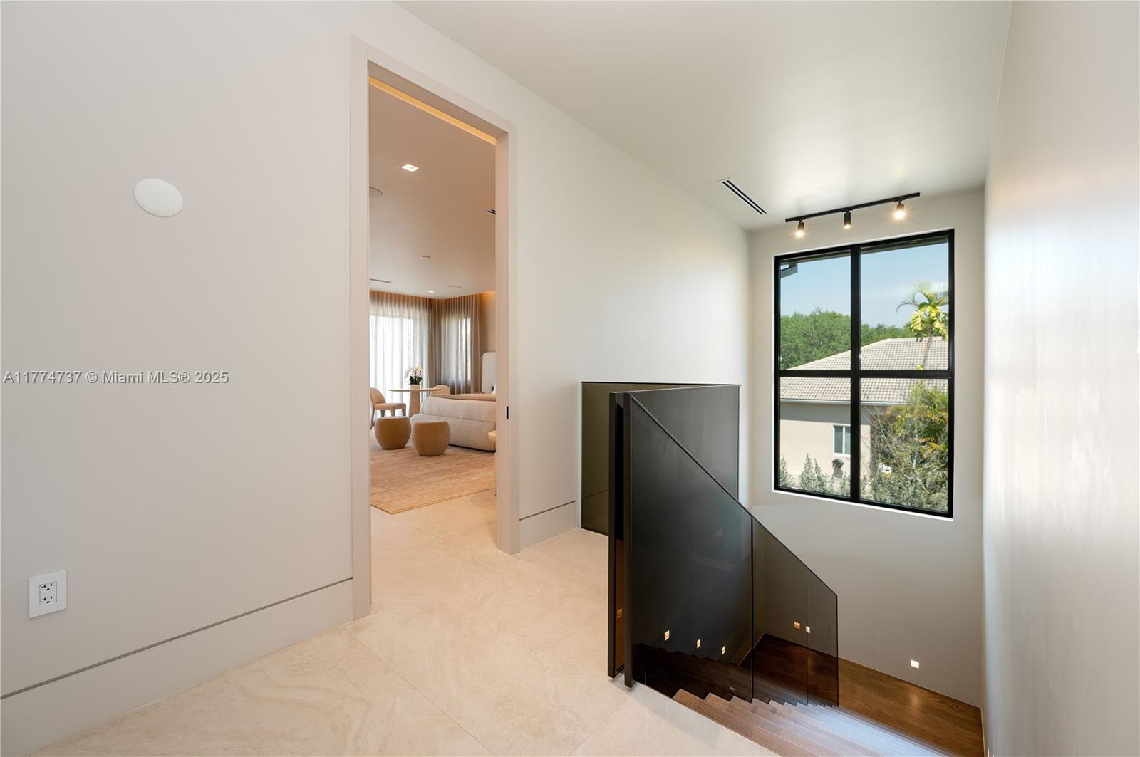 COCONUT PALM ESTATES - Residential