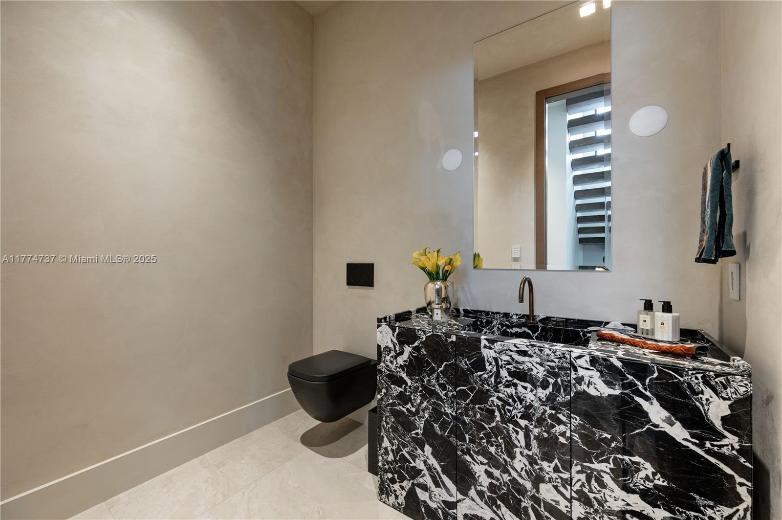 COCONUT PALM ESTATES - Residential