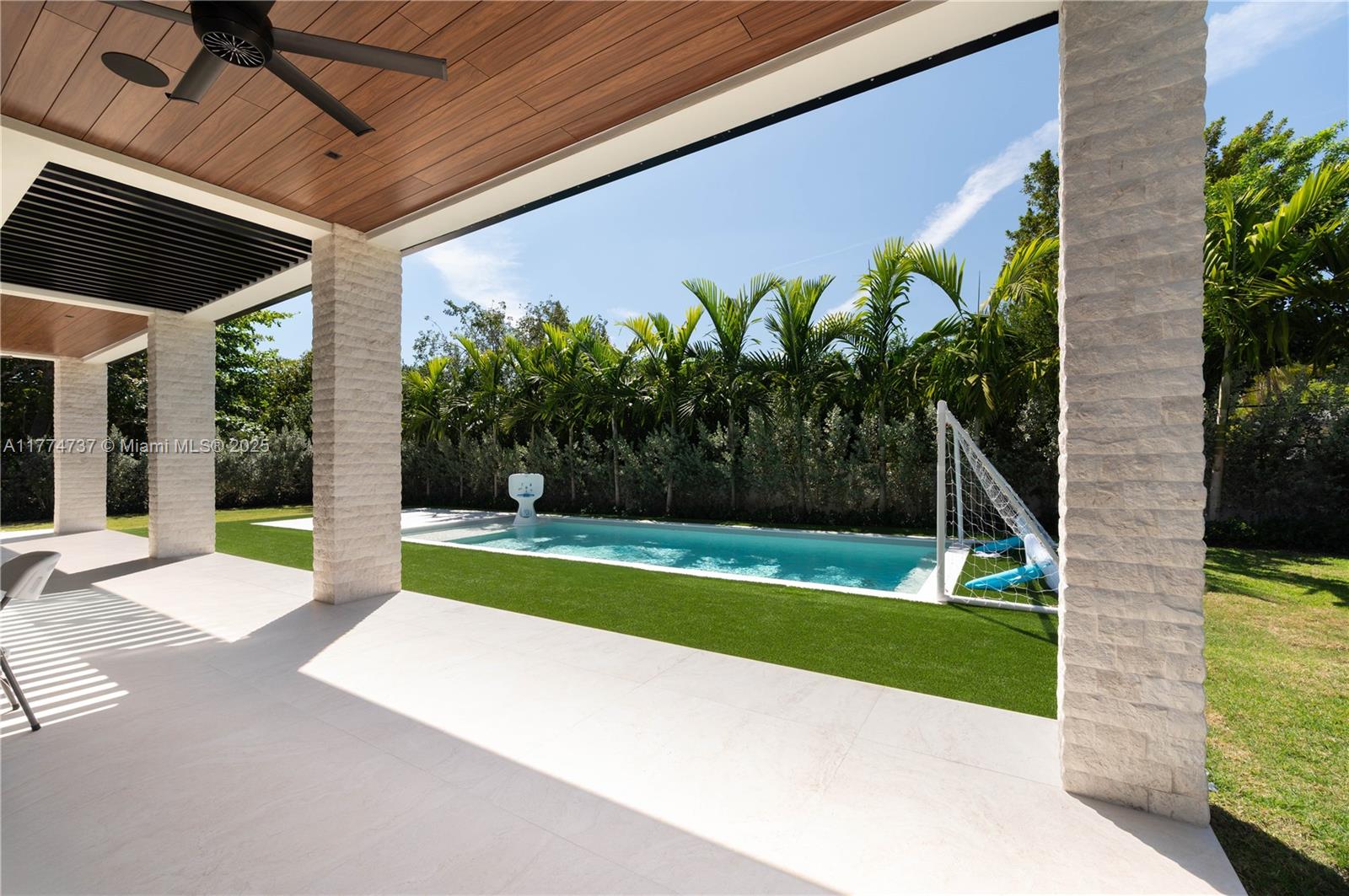 COCONUT PALM ESTATES - Residential