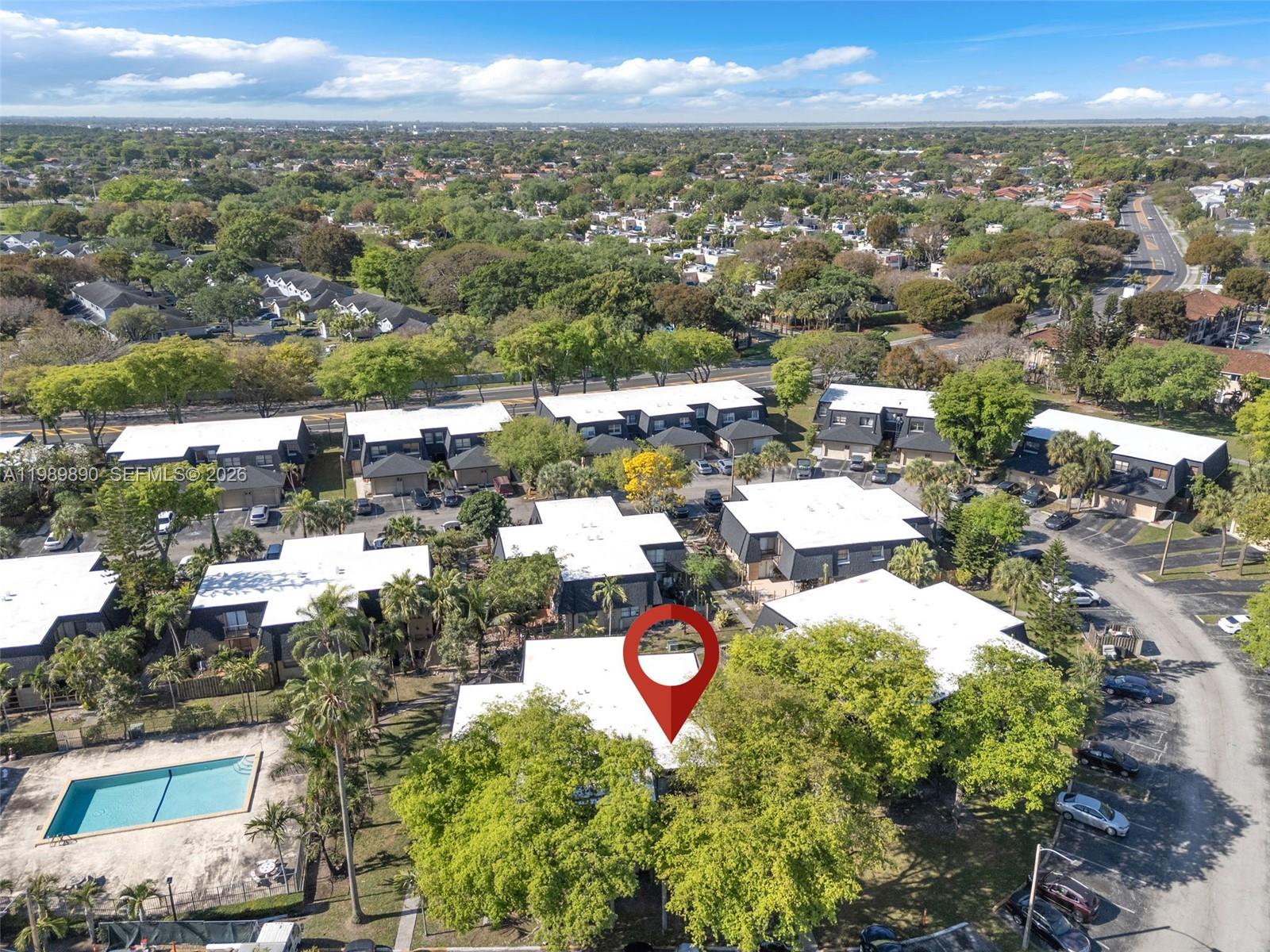 CAMELOT TWO CONDO - Residential