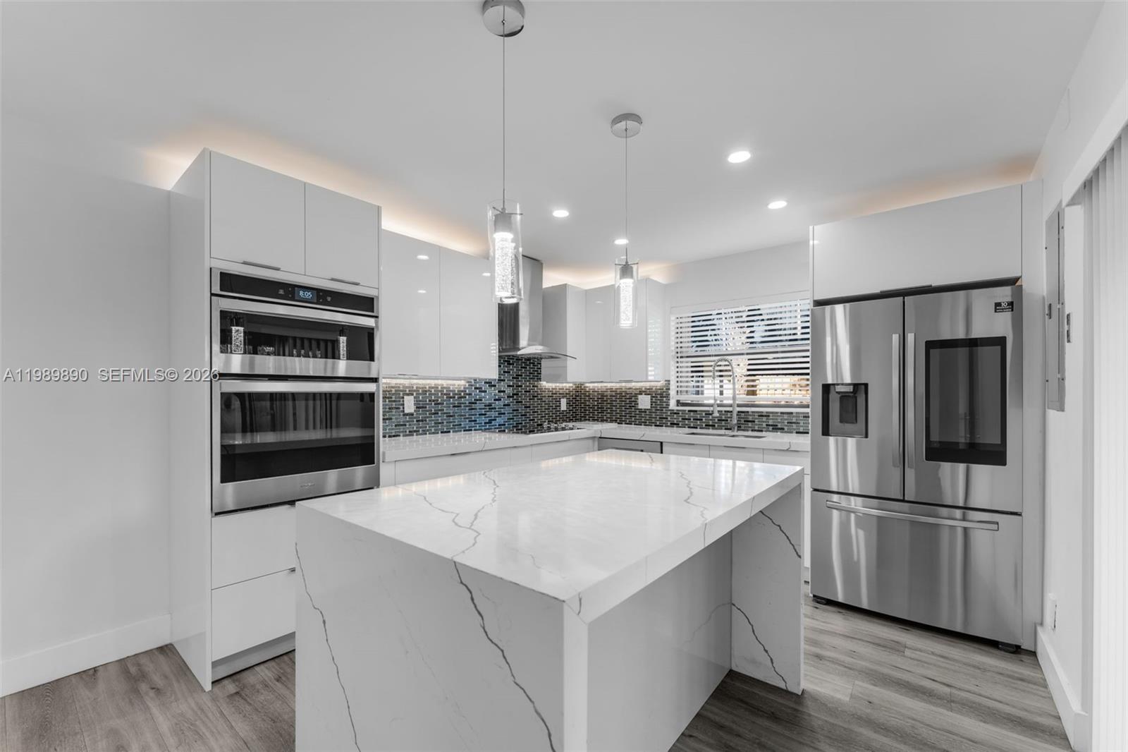 CAMELOT TWO CONDO - Residential