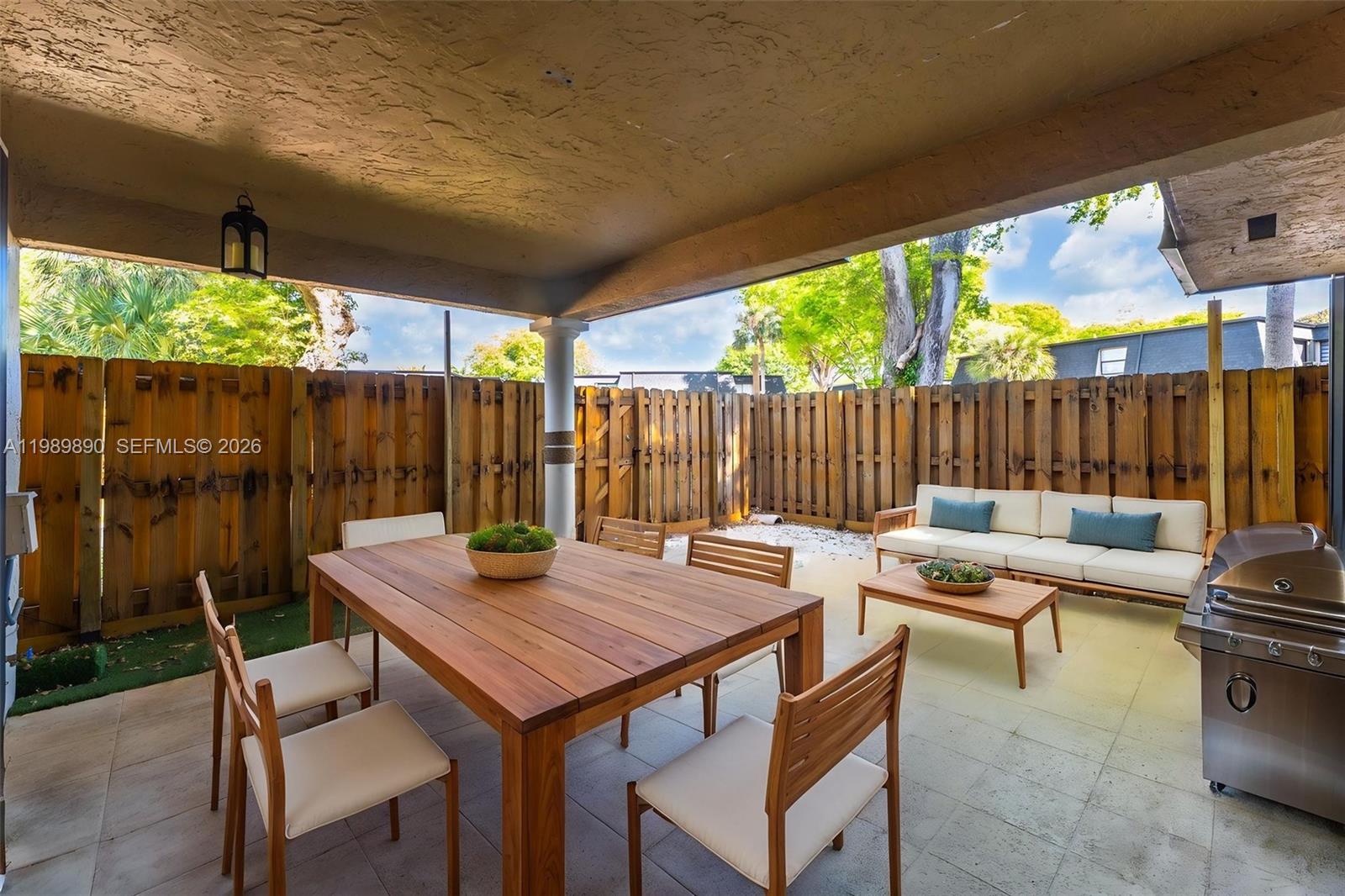 CAMELOT TWO CONDO - Residential