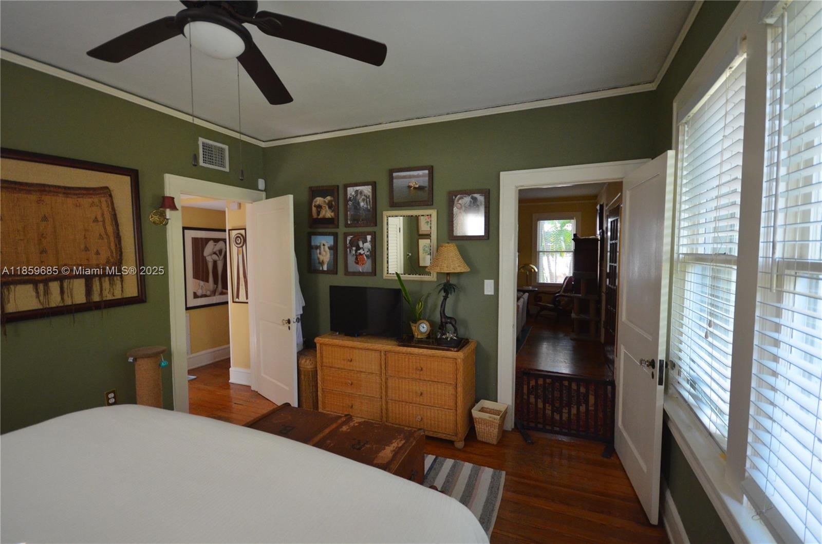 ESCOTTONIA PARK - Residential