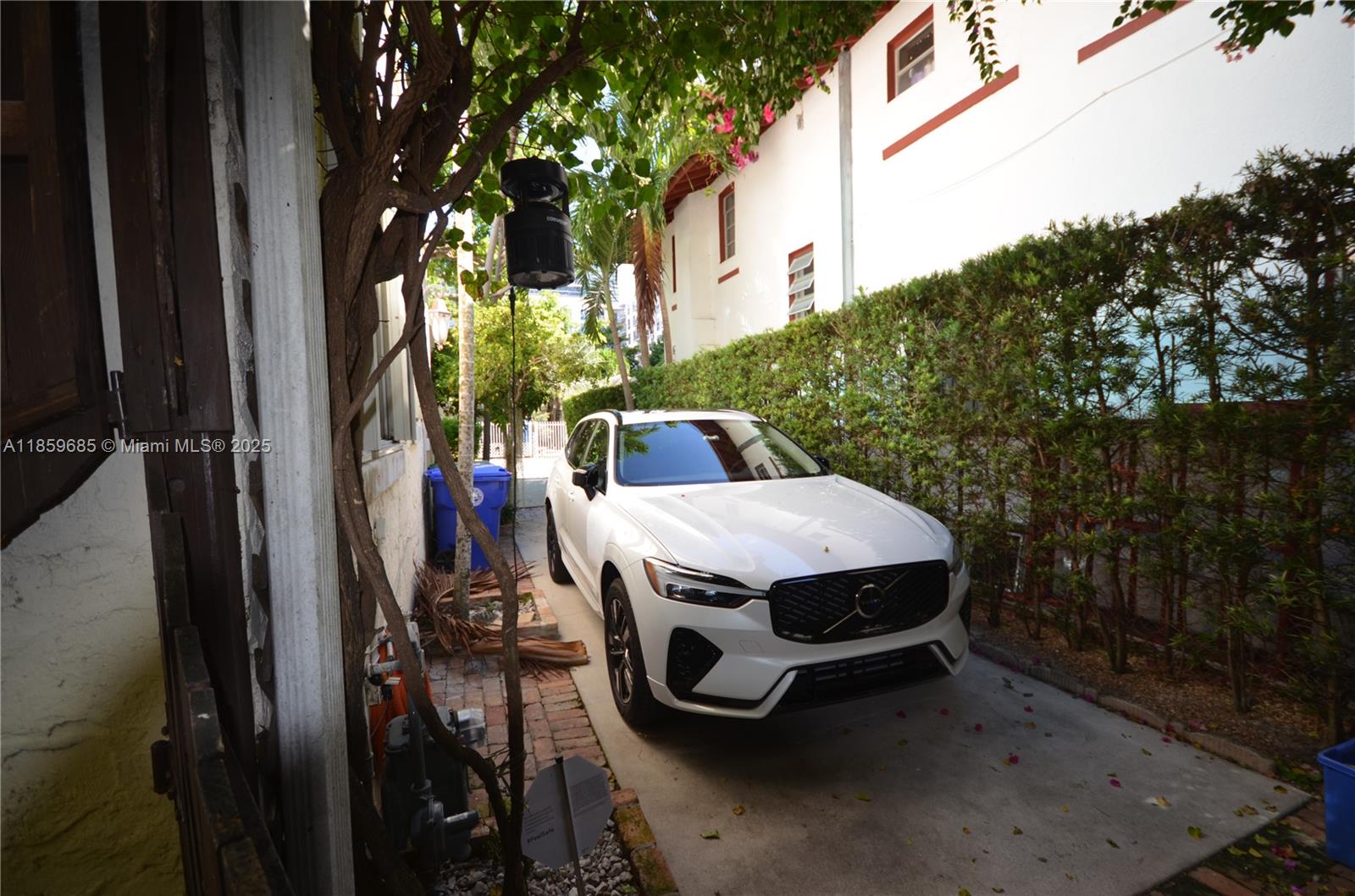 ESCOTTONIA PARK - Residential