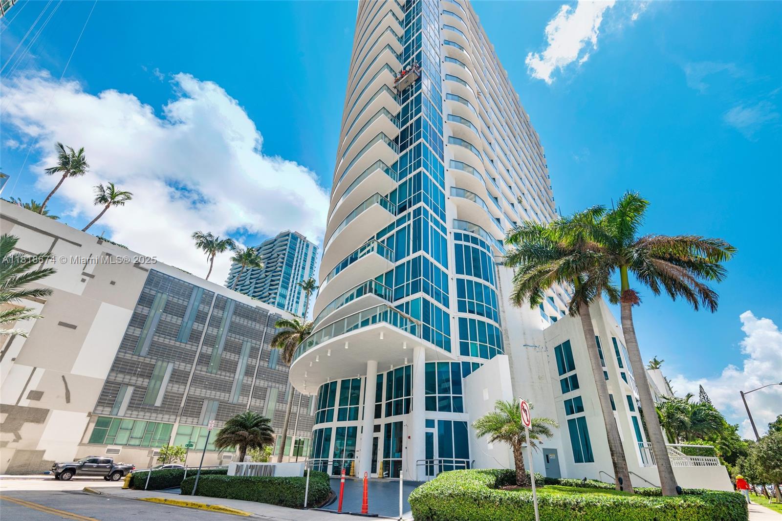 A modern and fully furnished 2 BR / 2 full bathrooms, located in the center of Edgewater. Huge balcony with Intracoastal views and floor-to-ceiling impact windows. Stainless steel appliances, brand-new in-unit washer & dryer and glass shower doors. Second bedroom can be used as guest bedroom, office or extension of living room with sliding doors fully opened. Can be sold unfurnished. Assigned covered parking space. Amenities include fitness center, lap pool, Jacuzzi, sauna, barbecue area, conference and social room. Building has full time security and concierge. Walking distance to Midtown, Design District and Wynwood. Just minutes from Miami Beach, Downtown, Brickell and airport. Investment opportunity.
