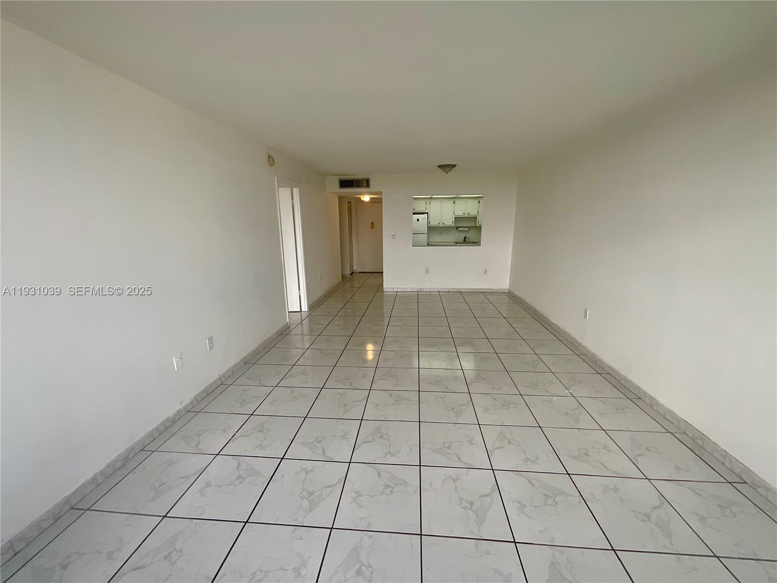 WILSHIRE CONDO - Residential Lease
