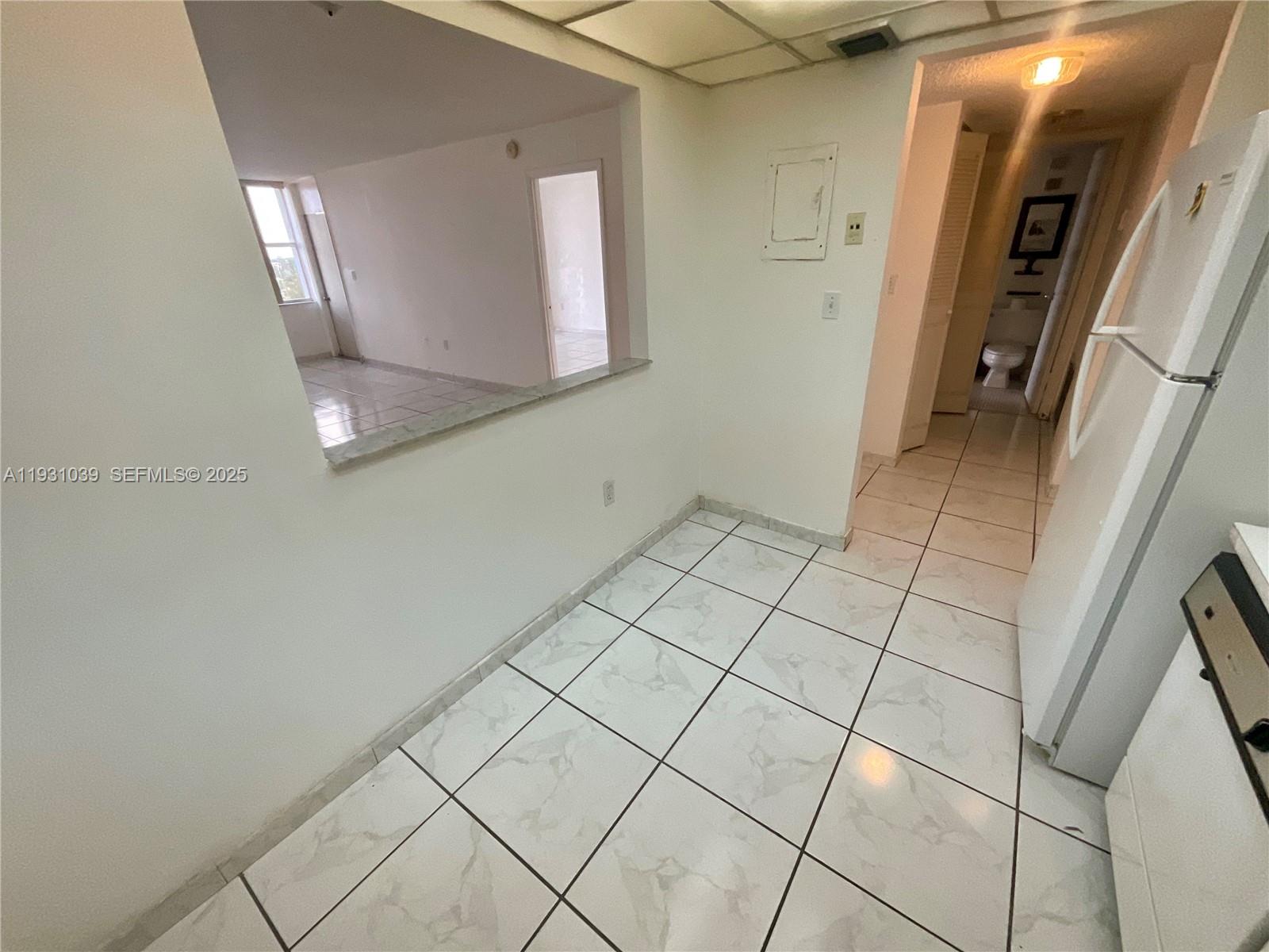 WILSHIRE CONDO - Residential Lease