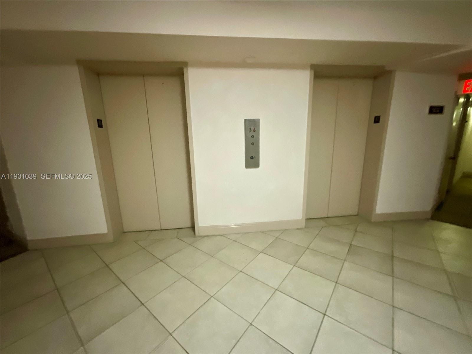 WILSHIRE CONDO - Residential Lease