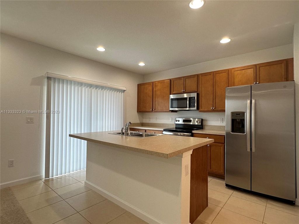 Photo of 2240 NW Treviso Cir, Port Saint Lucie, FL 34986 (MLS # A11333323)