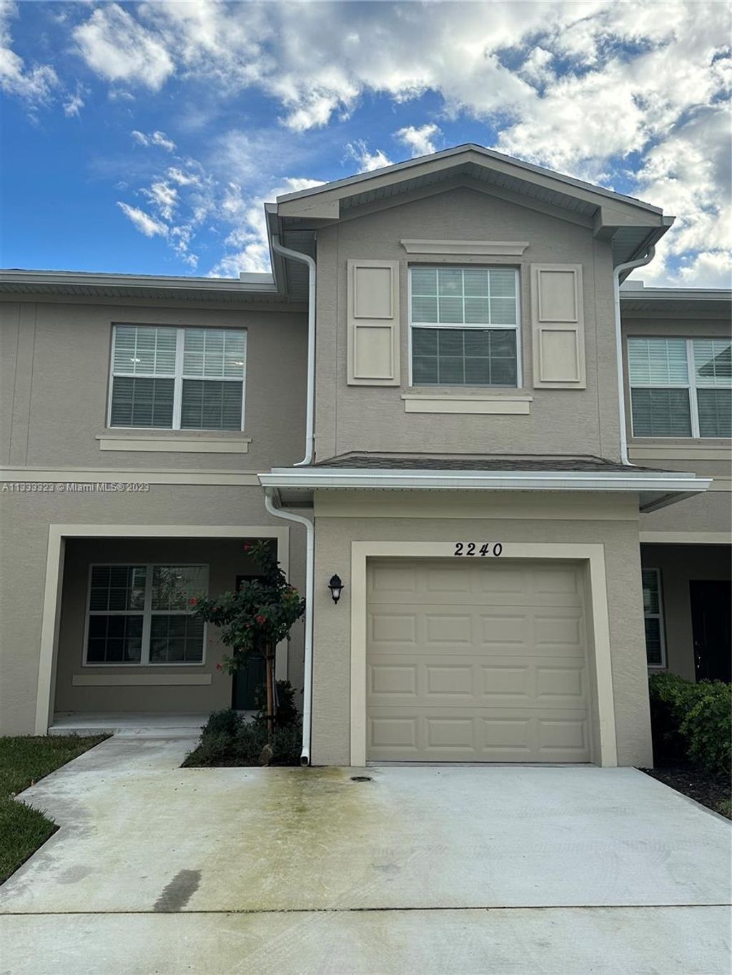 Photo of 2240 NW Treviso Cir, Port Saint Lucie, FL 34986 (MLS # A11333323)