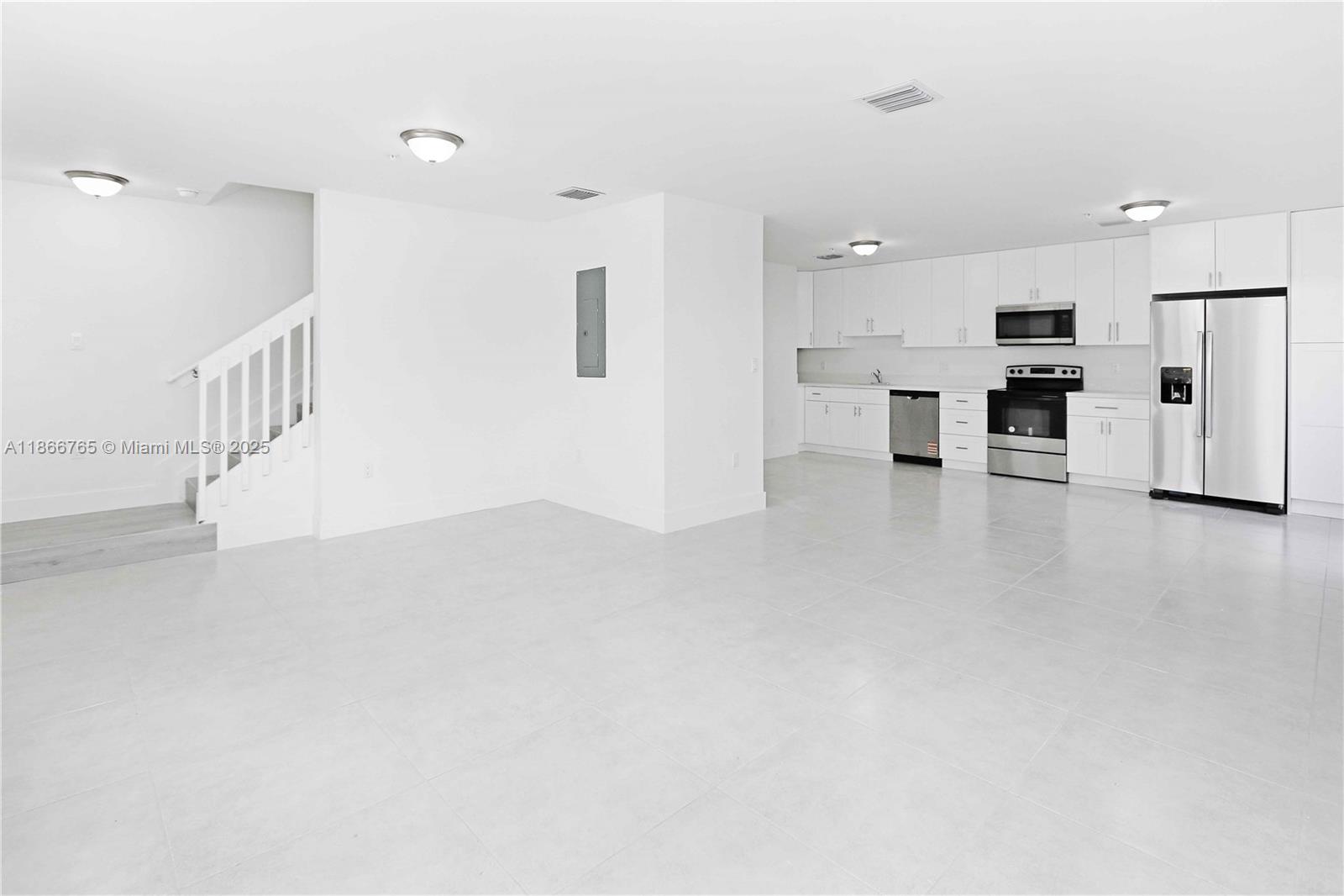 GABRIELA ESTATES - Residential Income