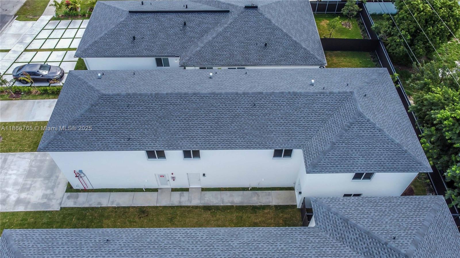 GABRIELA ESTATES - Residential Income