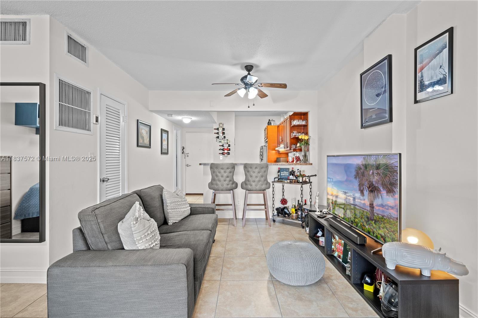 Newly remodeled and partially furnished studio with a private balcony offering breathtaking bay views! Situated in a full-service building with top-notch amenities, including a sparkling pool, a fully equipped gym, convenient laundry facilities, and assigned parking. Enjoy effortless access to major highways, hospitals, restaurants, shops, universities, and the beach—your perfect retreat awaits! Pets are welcome! Please text me your name, company name, license #, date, & time of showing, and I will get back to you as soon as I get the appointment confirmed.