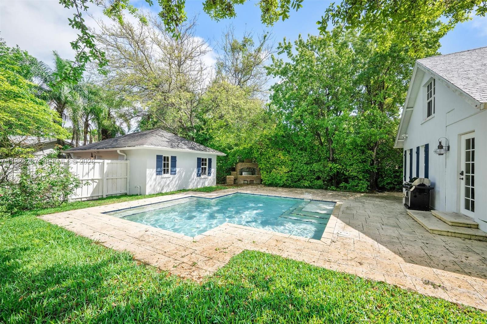 FIRST ADDN PASADENA PK - Residential Lease