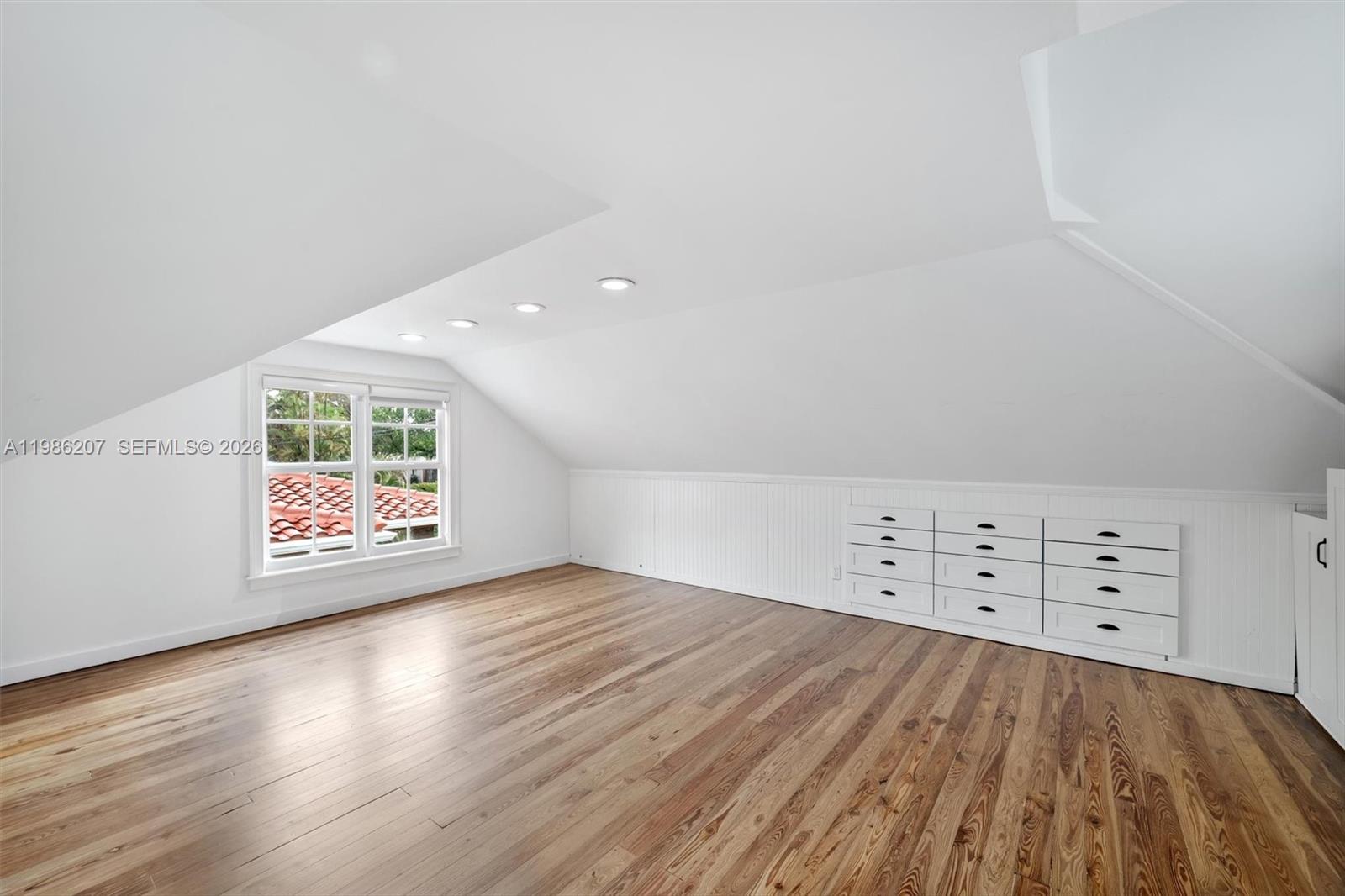 FIRST ADDN PASADENA PK - Residential Lease