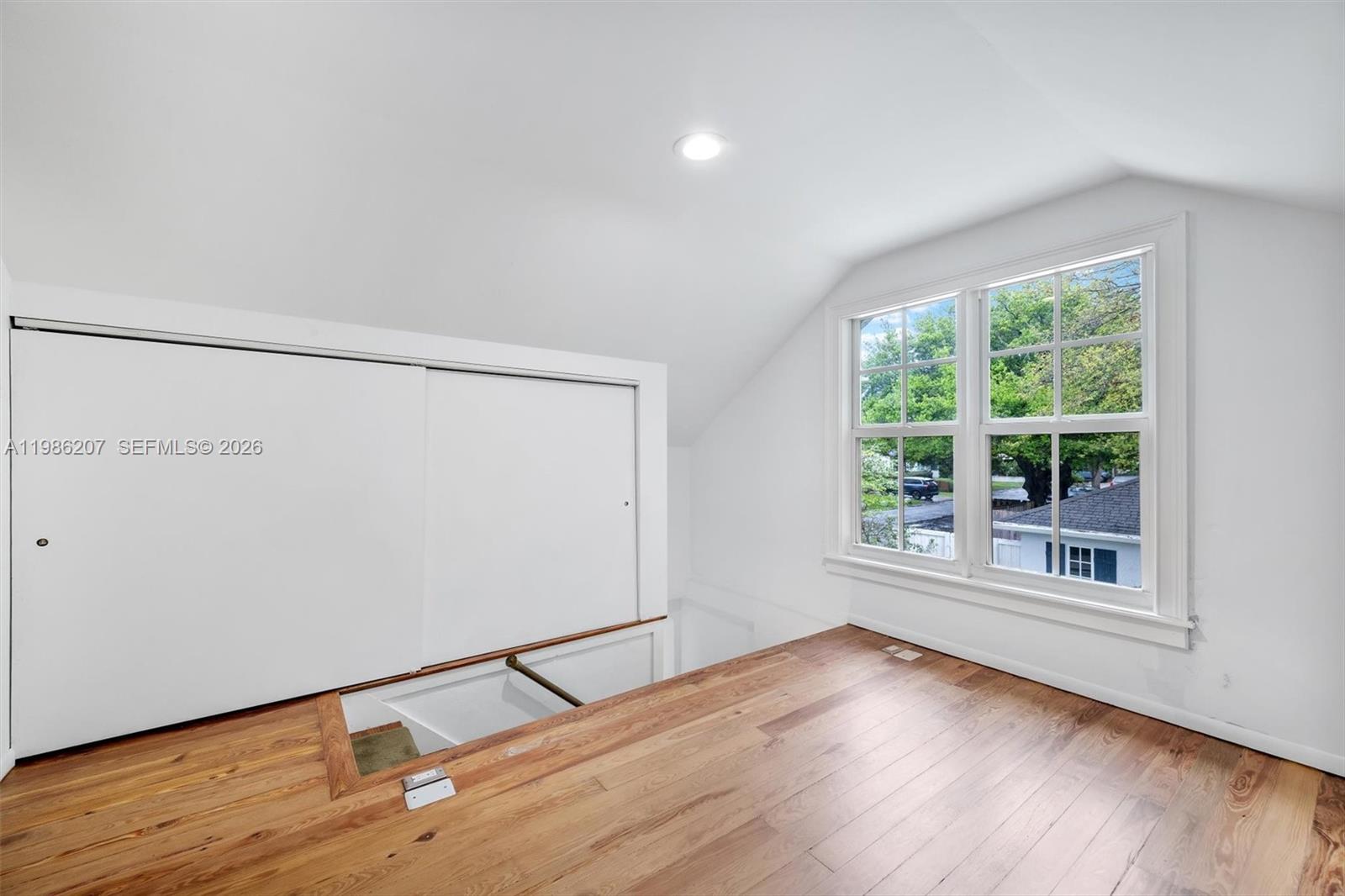 FIRST ADDN PASADENA PK - Residential Lease