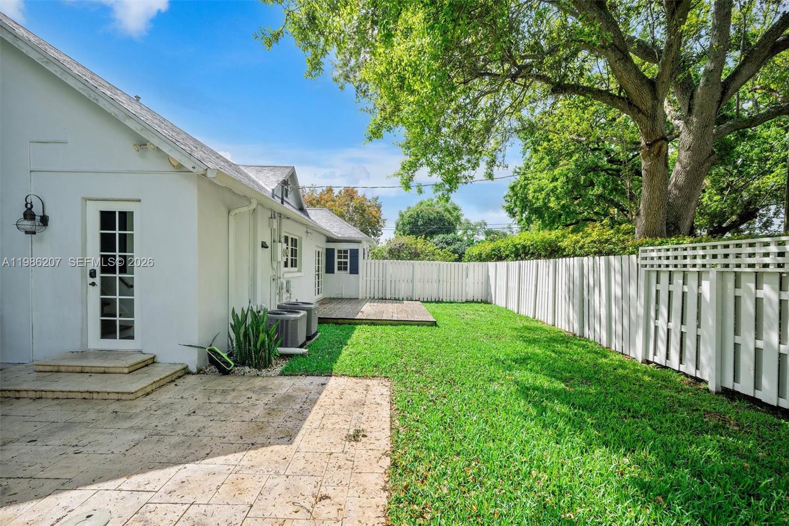 FIRST ADDN PASADENA PK - Residential Lease