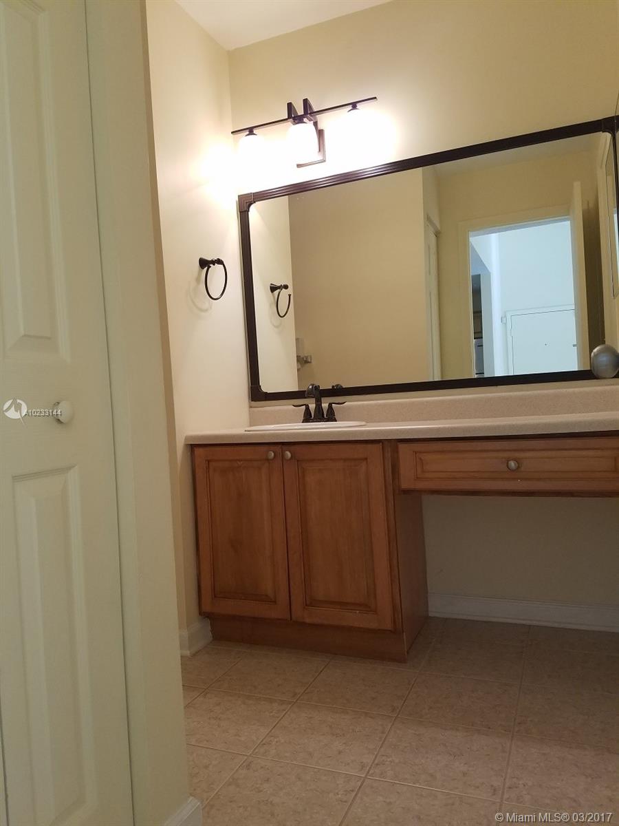LAKES OF JACARANDA BLDG 1 - Residential Lease