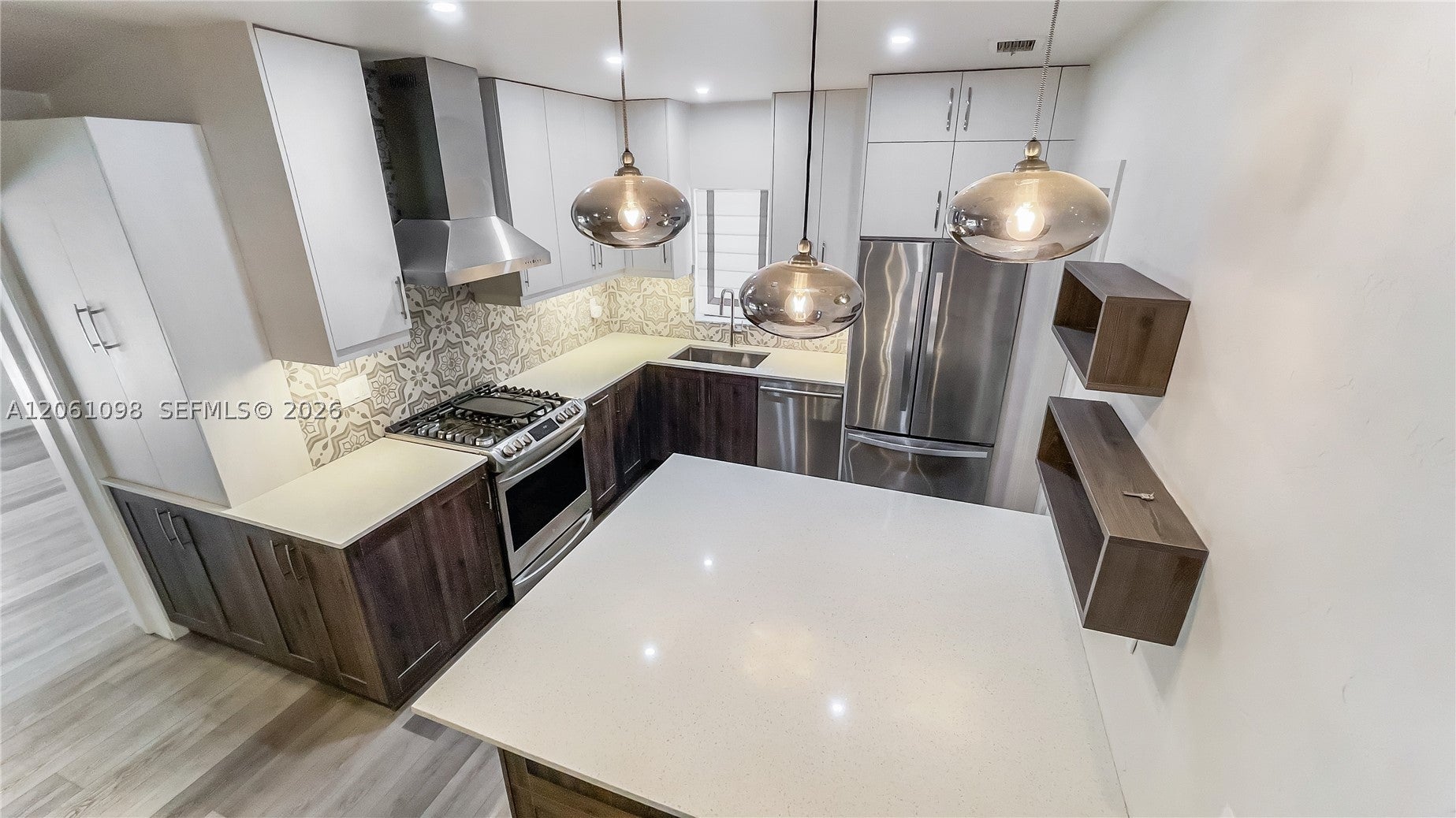 38 NW 105th St