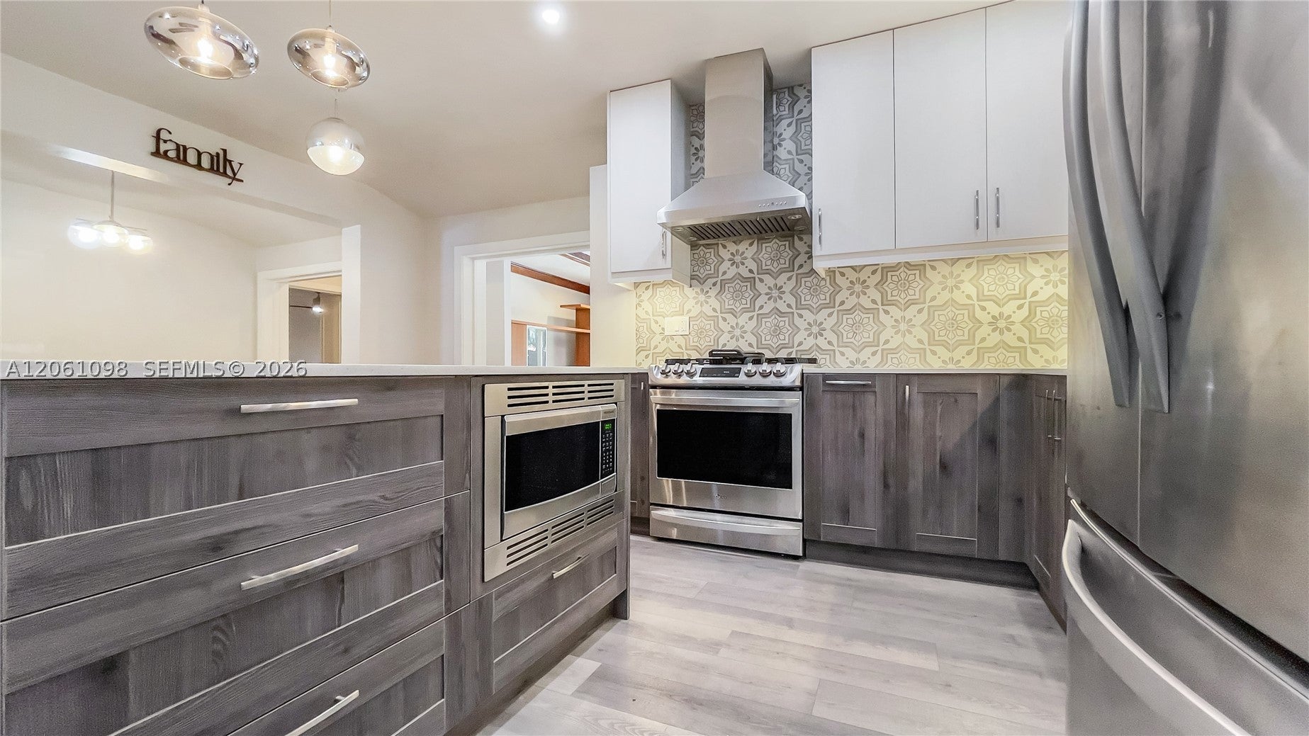 38 NW 105th St