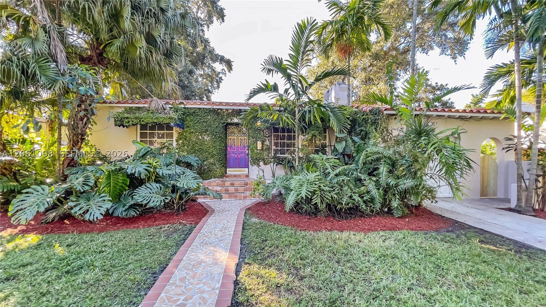 38 NW 105th St