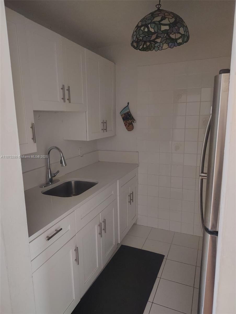 COLONY TERRACE APTS CO-OP - Residential Lease