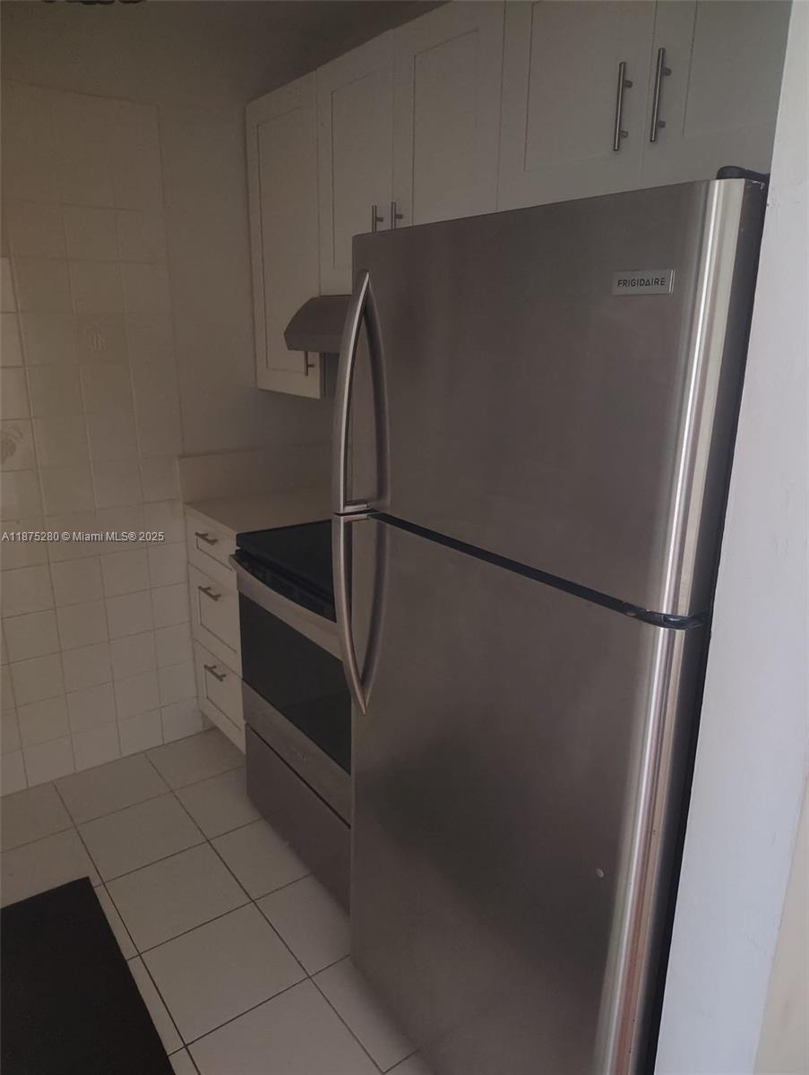 COLONY TERRACE APTS CO-OP - Residential Lease