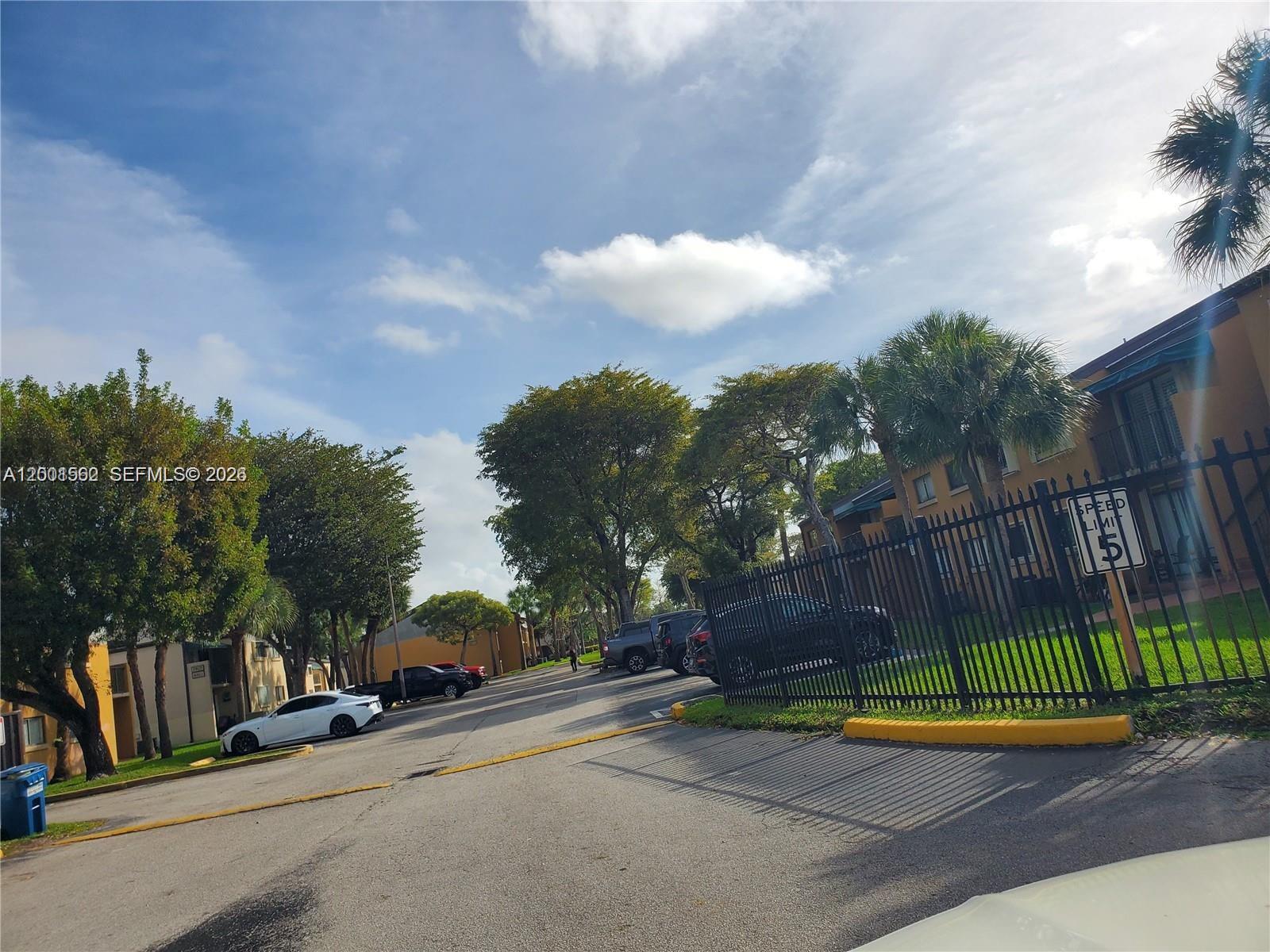 MAGNOLIA LANE CONDO - Residential Lease