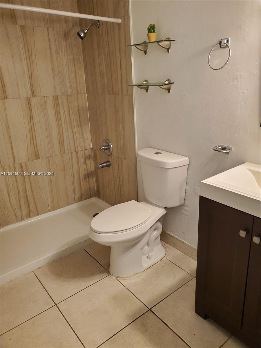 MAGNOLIA LANE CONDO - Residential Lease