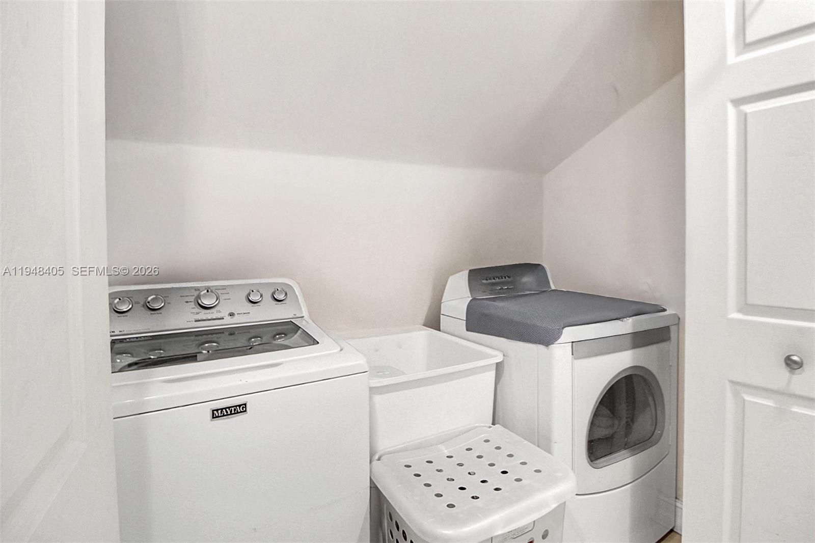 ROSEWOOD HOMES - Residential