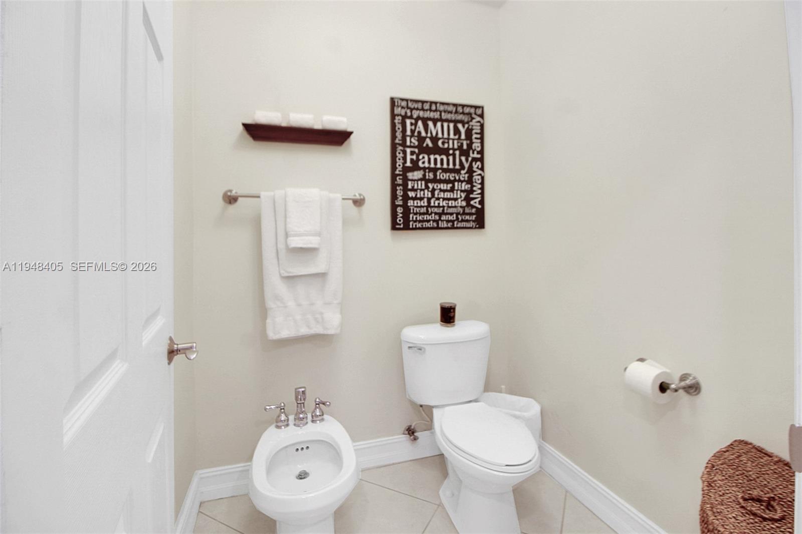 ROSEWOOD HOMES - Residential