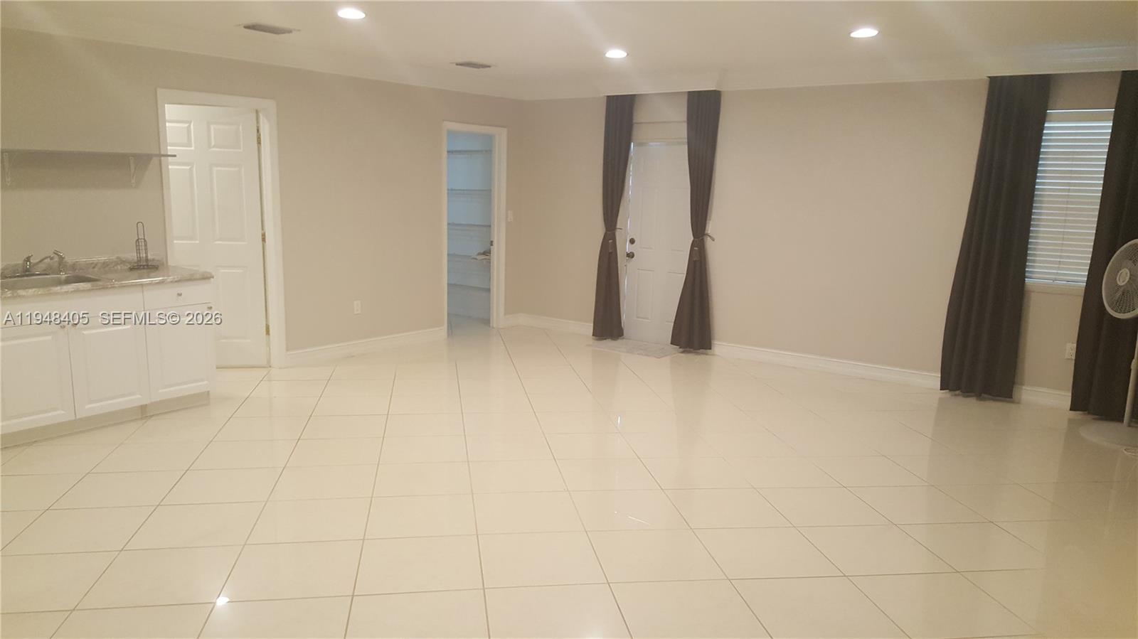 ROSEWOOD HOMES - Residential