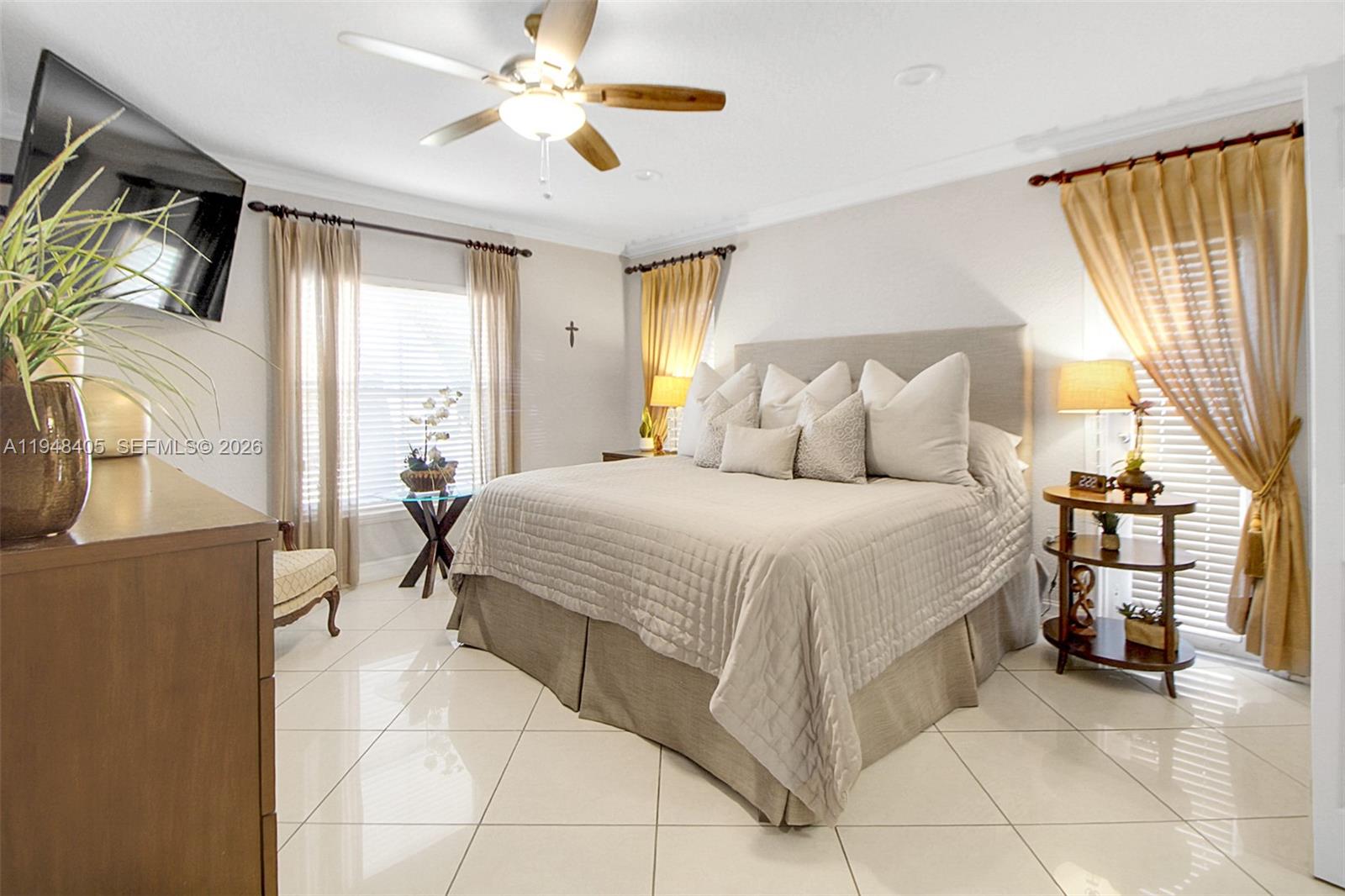 ROSEWOOD HOMES - Residential