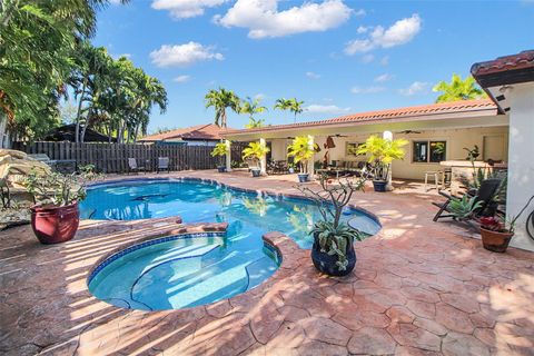 10210 SW 191st St Cutler Bay FL 33157