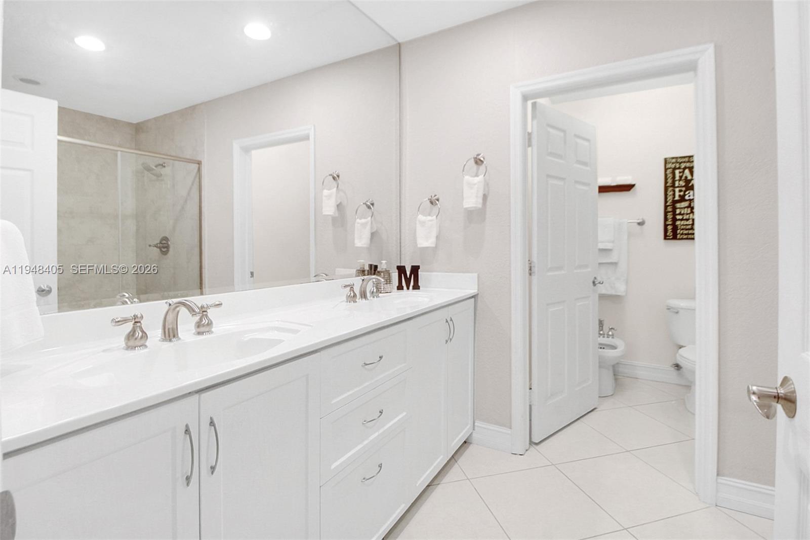 ROSEWOOD HOMES - Residential