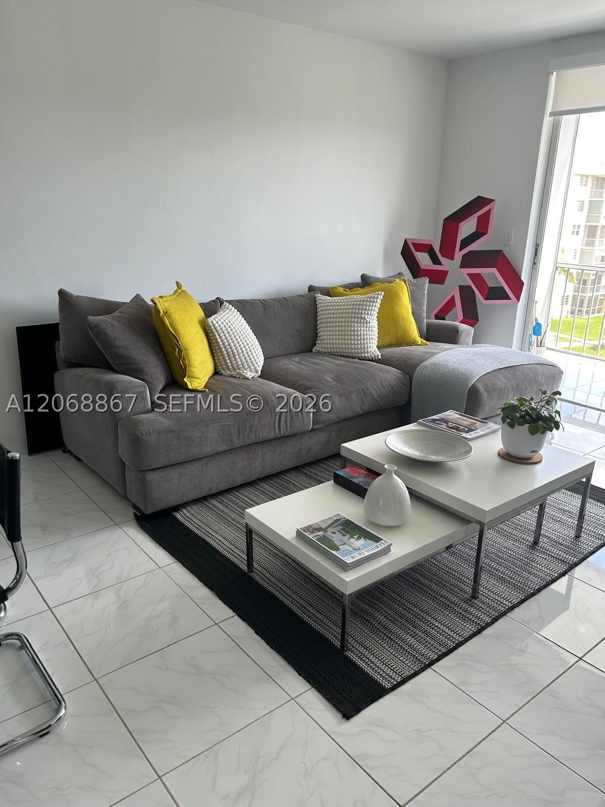 2851 Leonard Dr J503