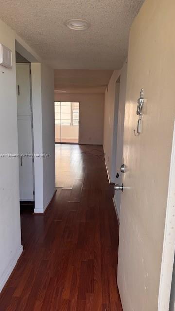 VILLAGE ROYALE GREENWOOD - Residential