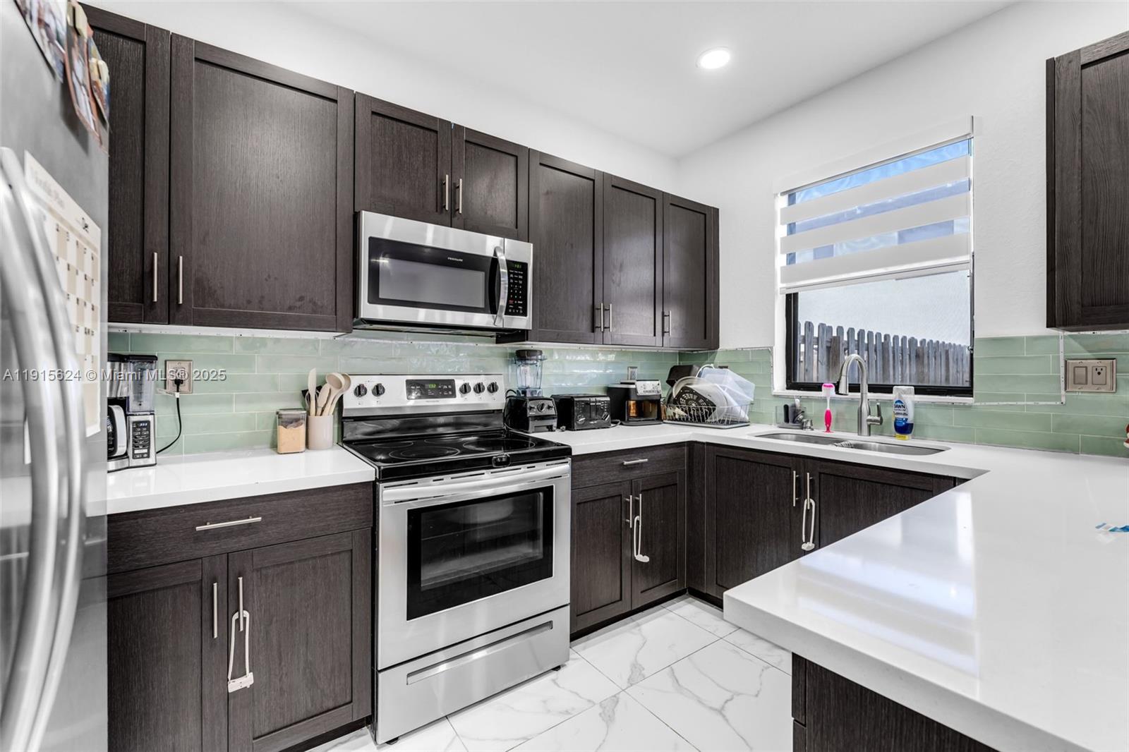 PINE ISLE - Residential