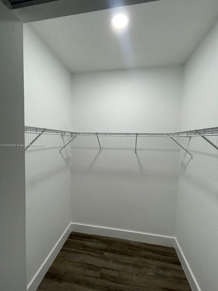 PINE ISLE - Residential