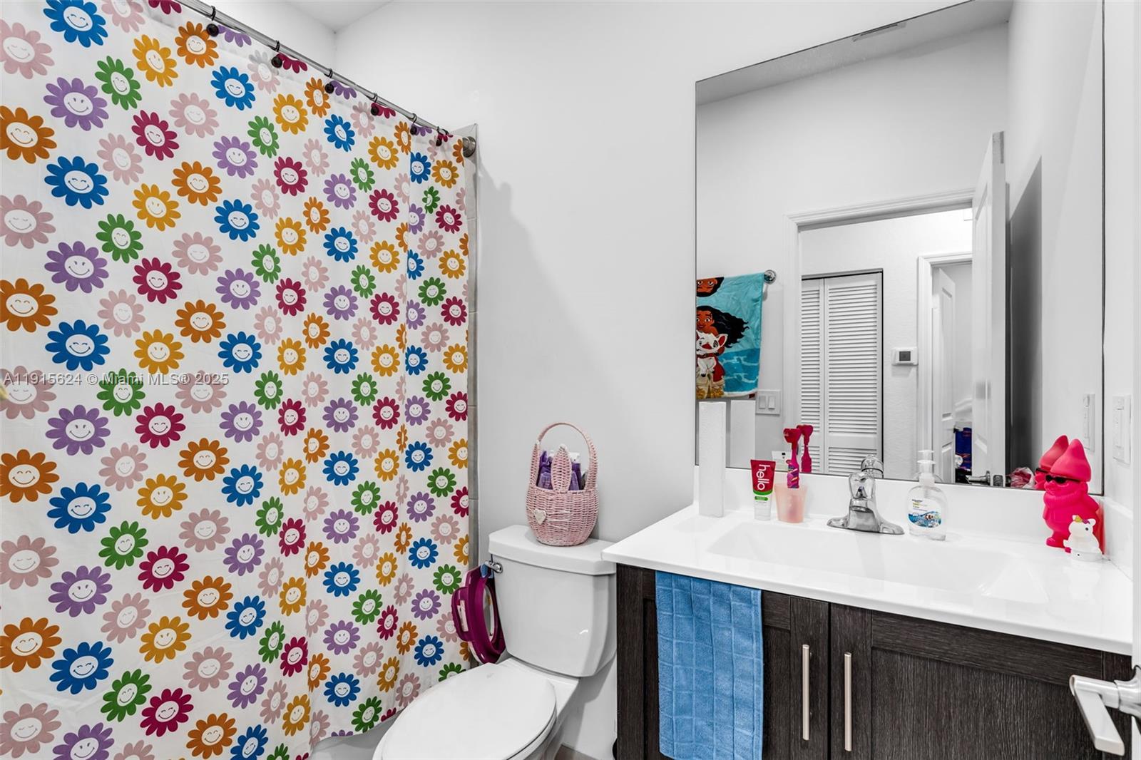 PINE ISLE - Residential