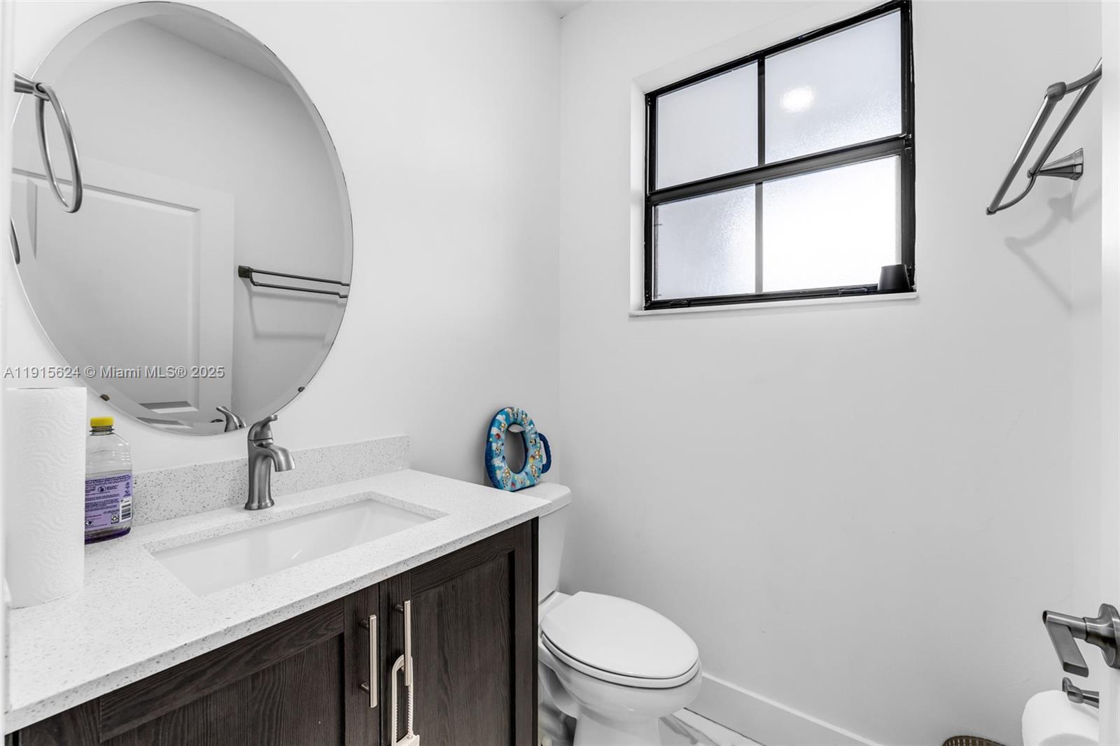 PINE ISLE - Residential