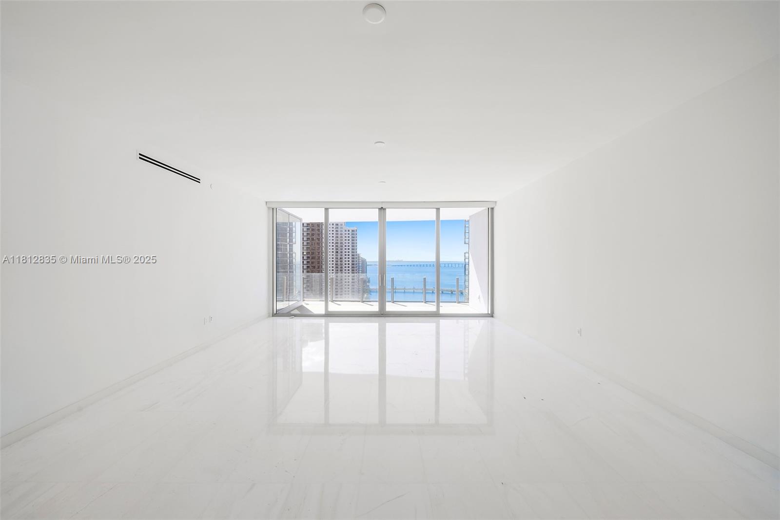 300 BISCAYNE BLVD WAY COND - Residential