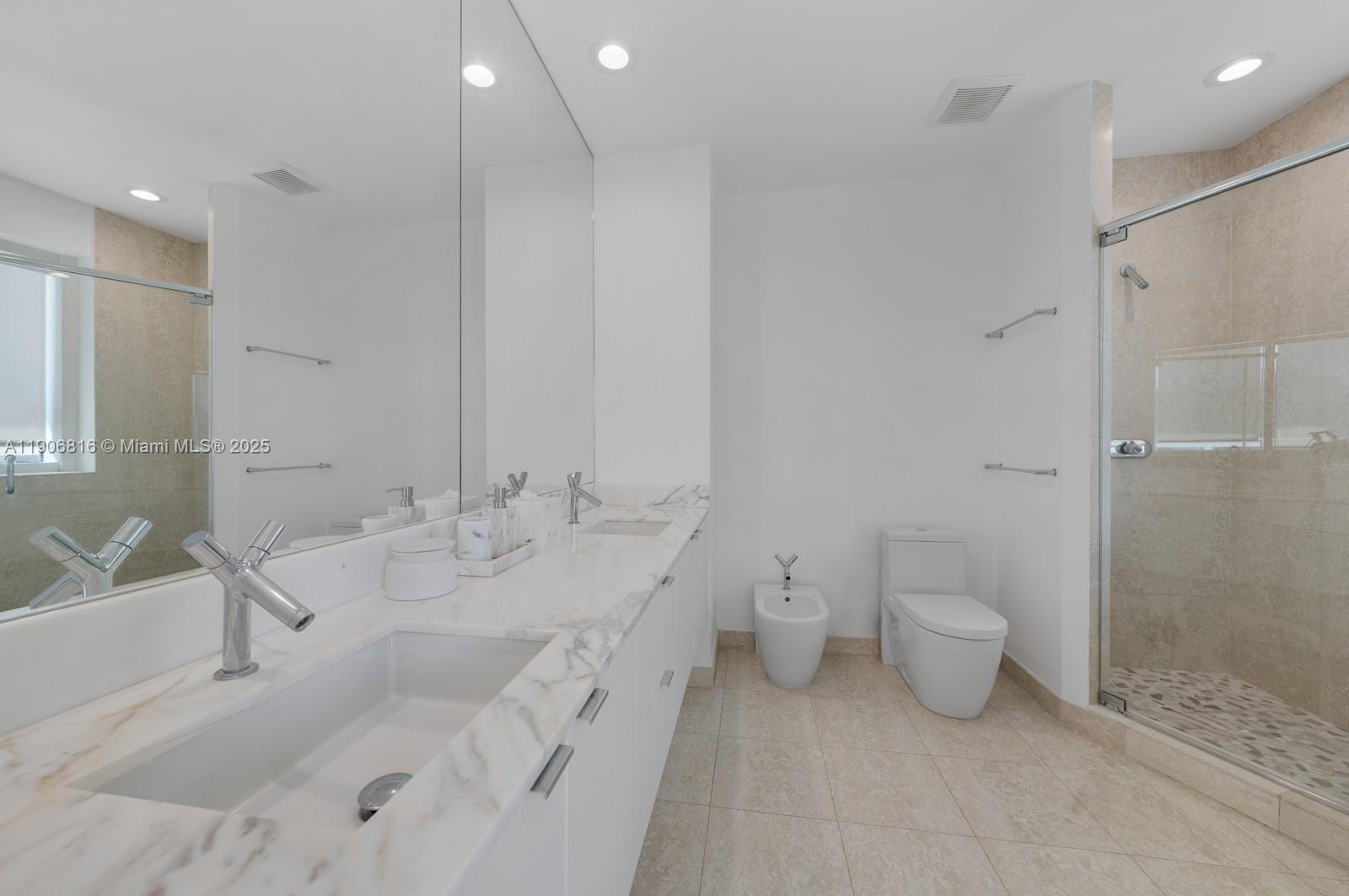 MURANO PORTOFINO - Residential Lease