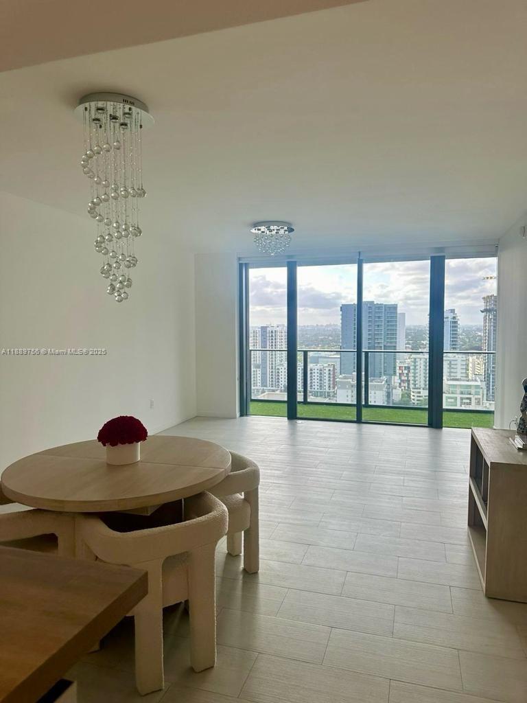 1000 Brickell Plz 2310