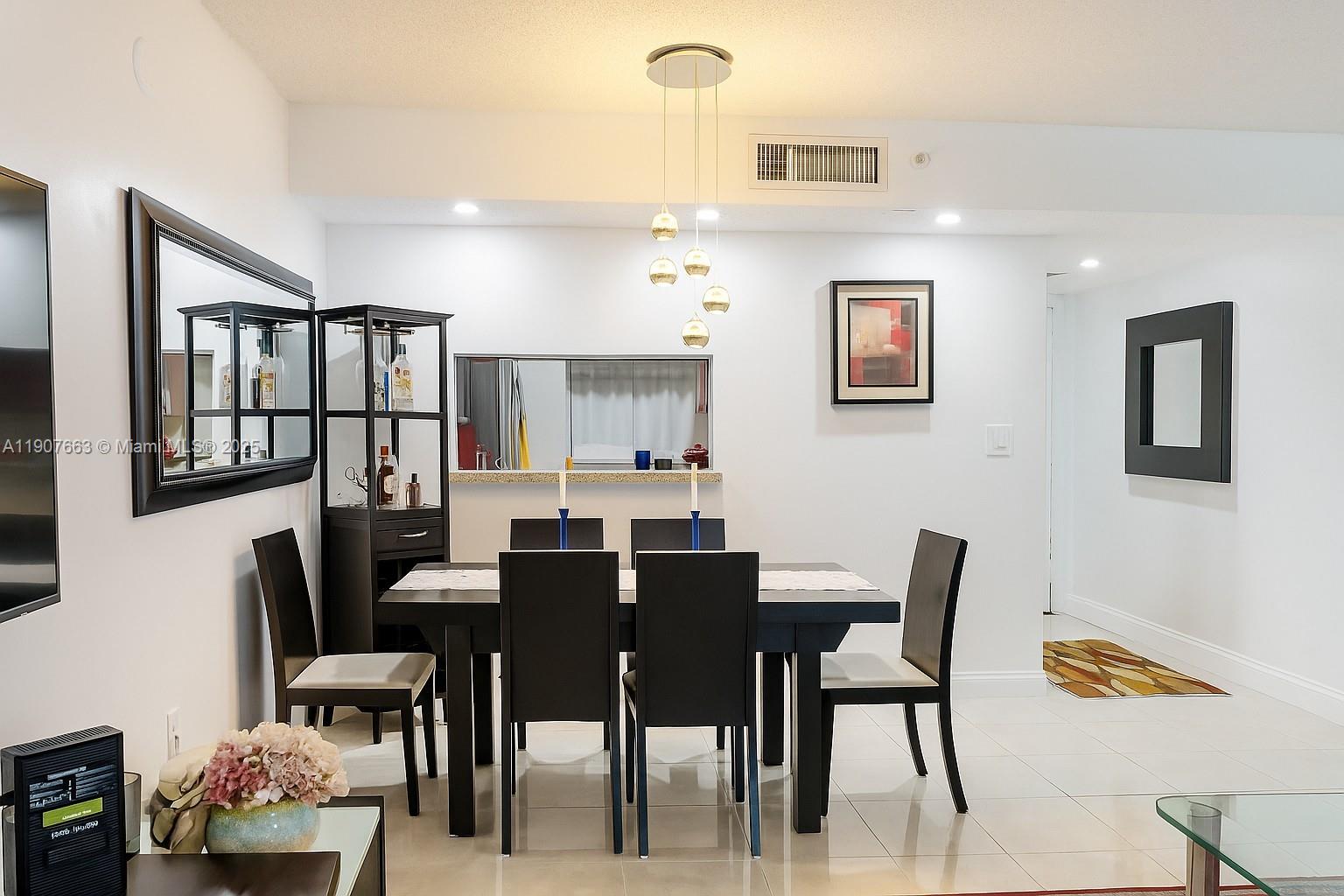 HORIZONS WEST CONDO #10 - Residential Lease