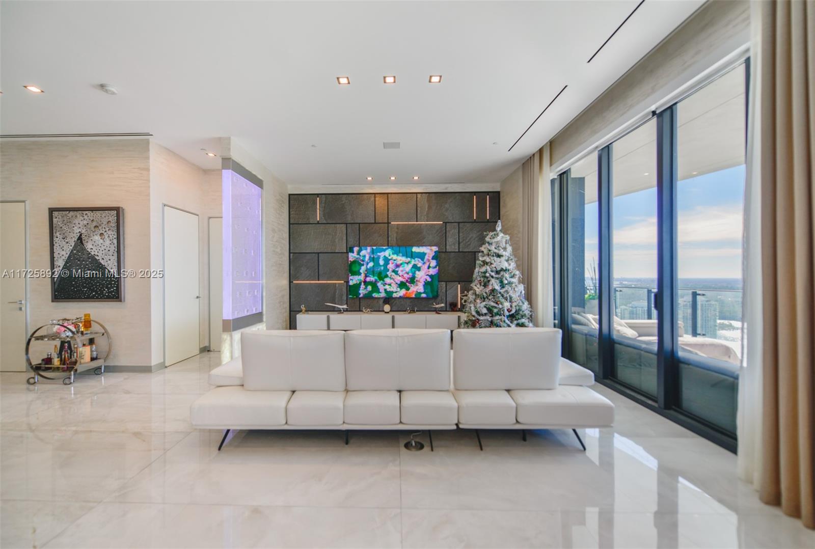17141 Collins Ave 3602
