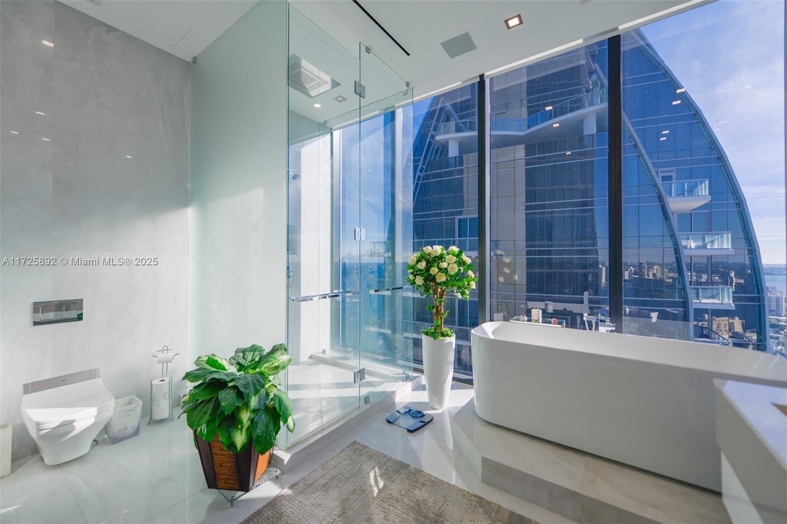 MUSE CONDO - Residential