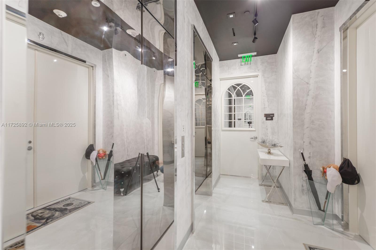 MUSE CONDO - Residential