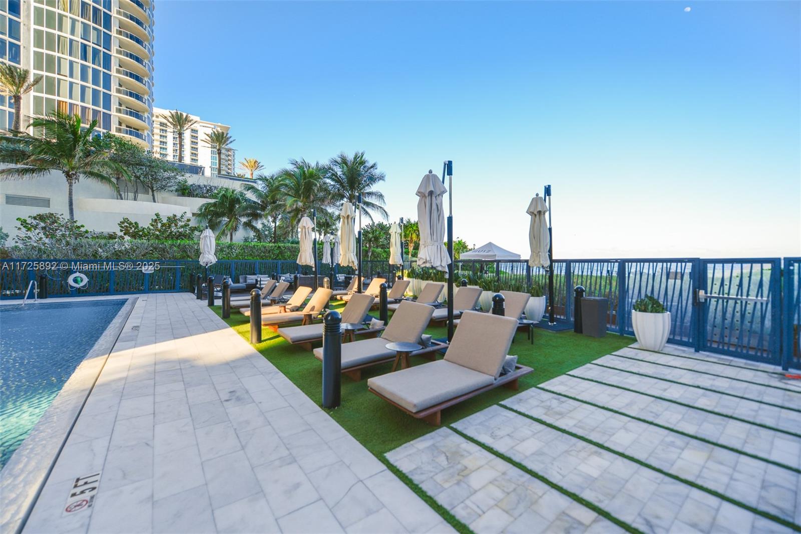 MUSE CONDO - Residential