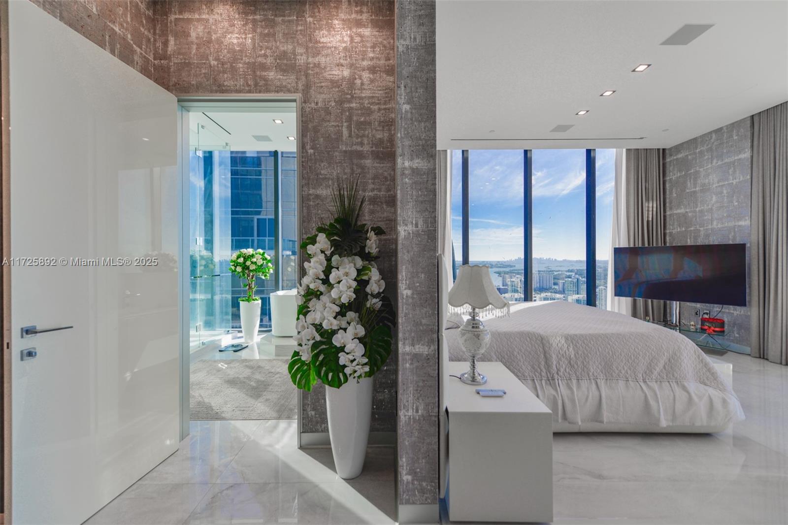 MUSE CONDO - Residential